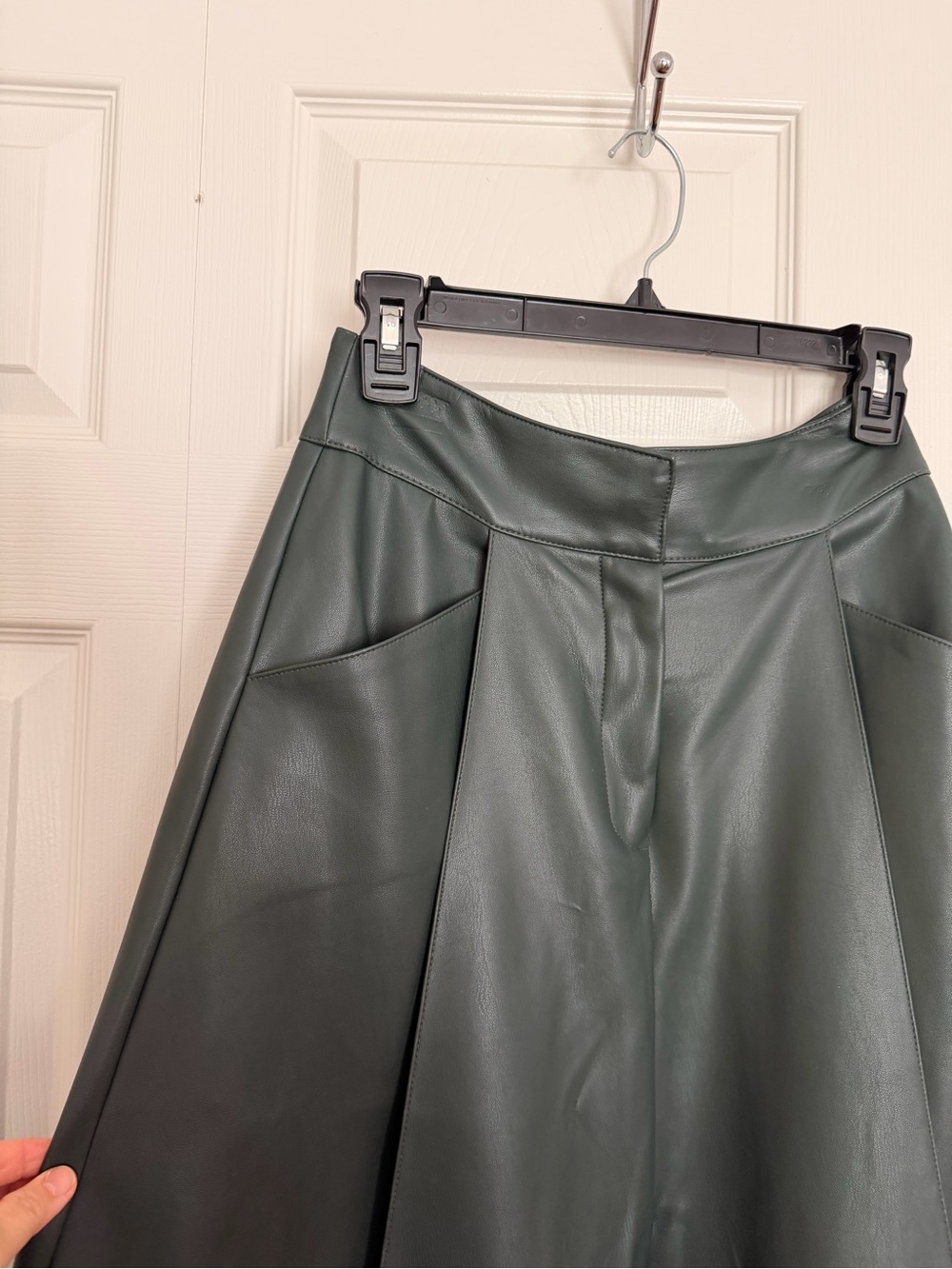 ZARA S Faux Leather Midi Skirt Green A-Line High Waist Panel Detail Pockets chic - Picture 3 of 10